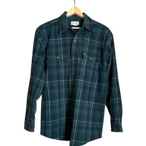 Carhartt Heavyweight flannel Button-Up Shirt Green and black plaid Size Large